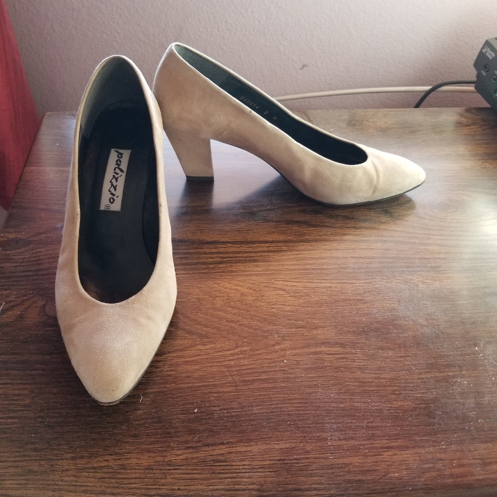 Shoe